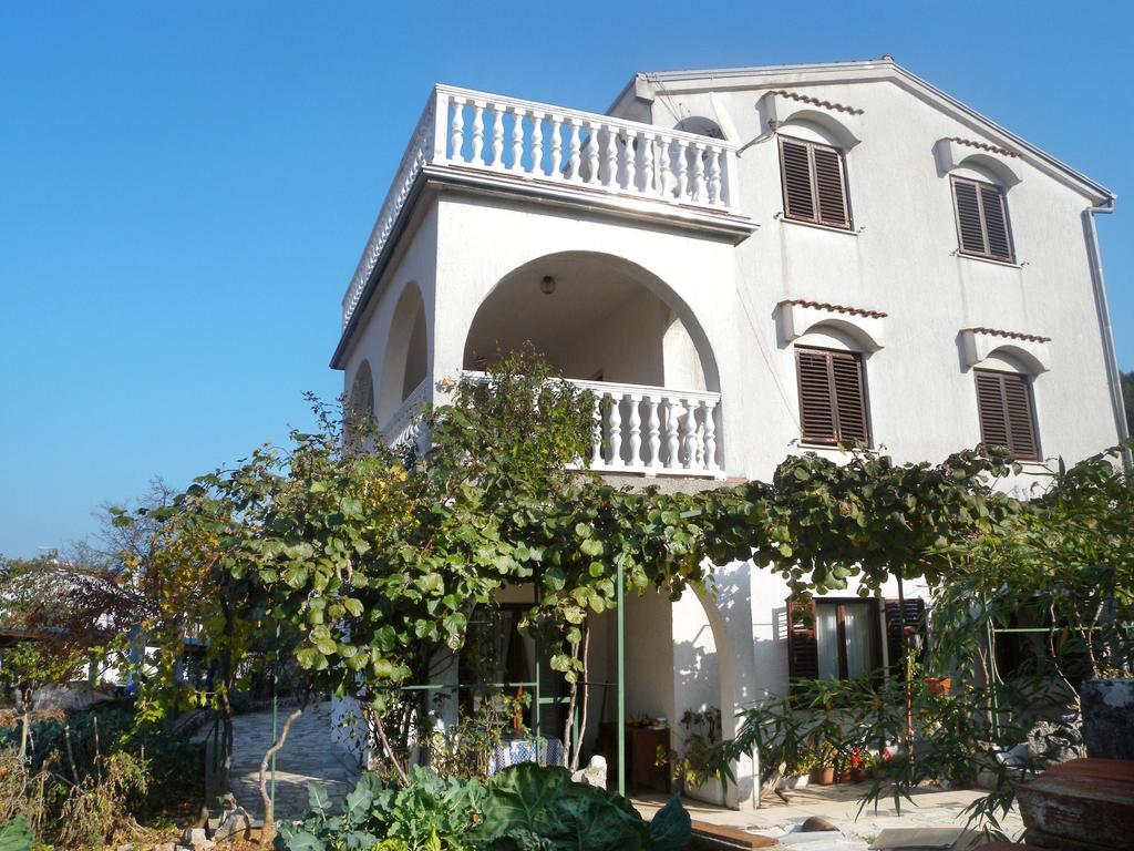 Malinska Apartment 1 Sveti Anton  Exterior photo